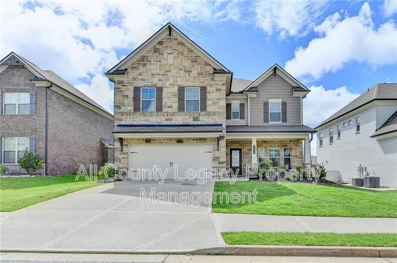 Buford House: 3696 Andover Way
