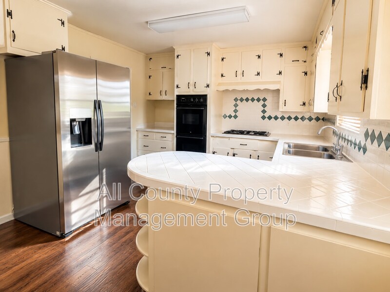 Main Rental Photo 5