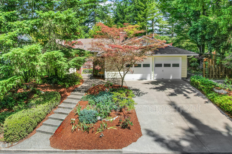 Portland House: 11995 Northwest Dumar Lane