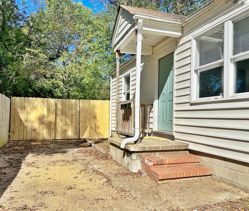 Norfolk Condo: 852 West 48th Street - B