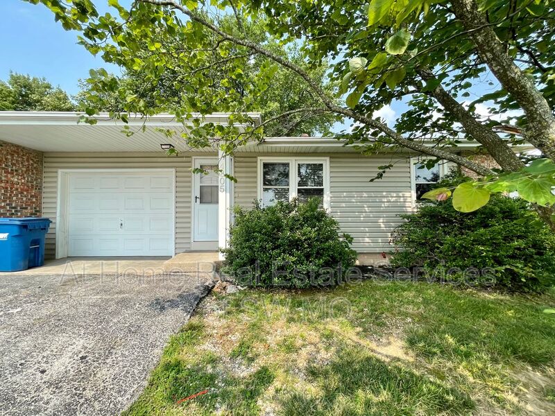 Nixa Condo: 4807 Fremont