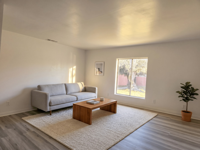 Pomona Townhome: 1227 East Pasadena Street