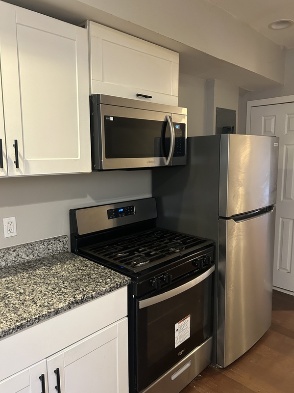 Baltimore House: 224X Cecil Ave