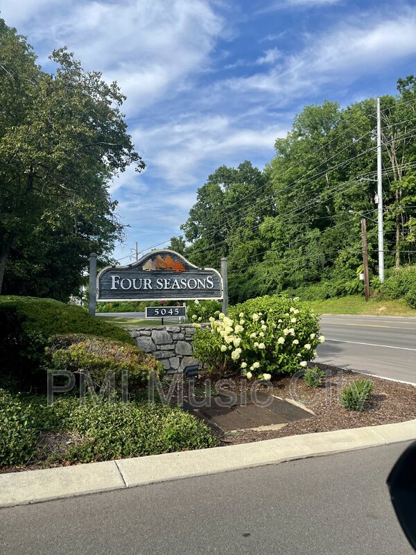 Nashville Condo: 212 Summit Ridge Cir