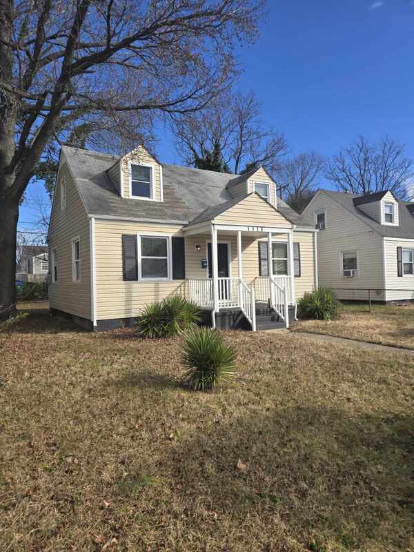 Richmond House: 1112 E 16th St