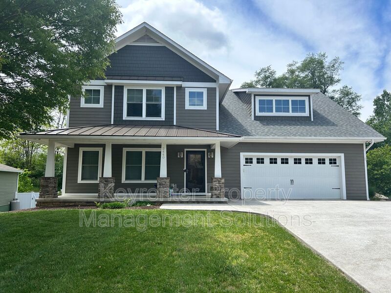 Waynesboro House: 2440 Belvue Rd