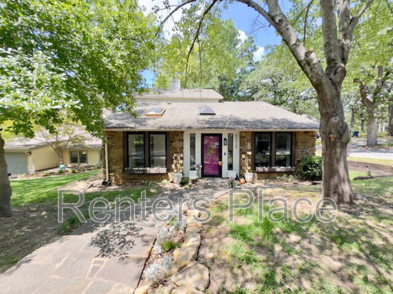 Tulsa House: 6315 E 98th Pl