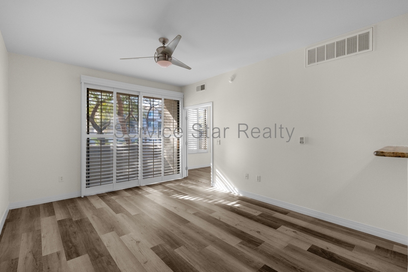 Phoenix Condo: 6900 E Princess Dr