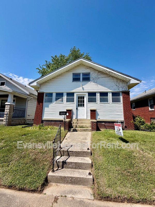 Evansville House: 1502 East Sycamore Street
