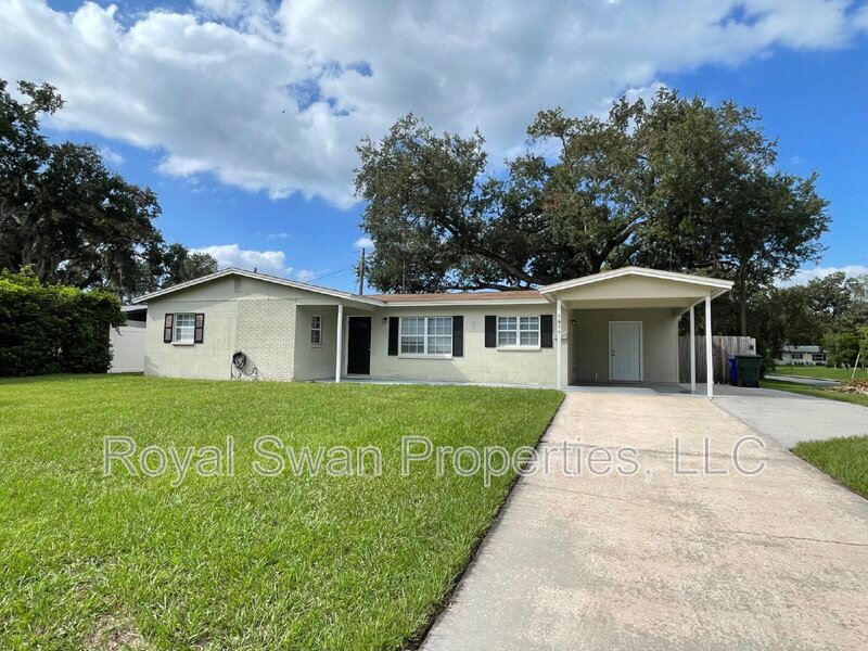 Lakeland House: 1644 Tangerine Street
