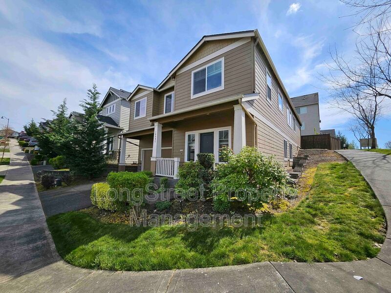 Portland House: 16992 NW Tristan St