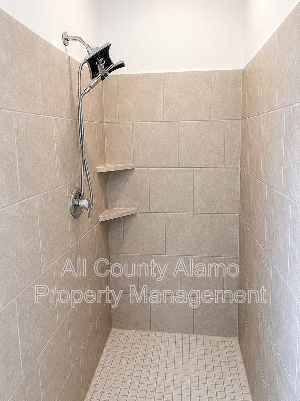 Main Rental Photo 22