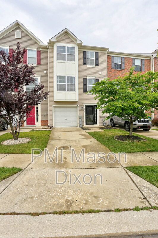 Baltimore House: 8434 Stansbury Lake Drive