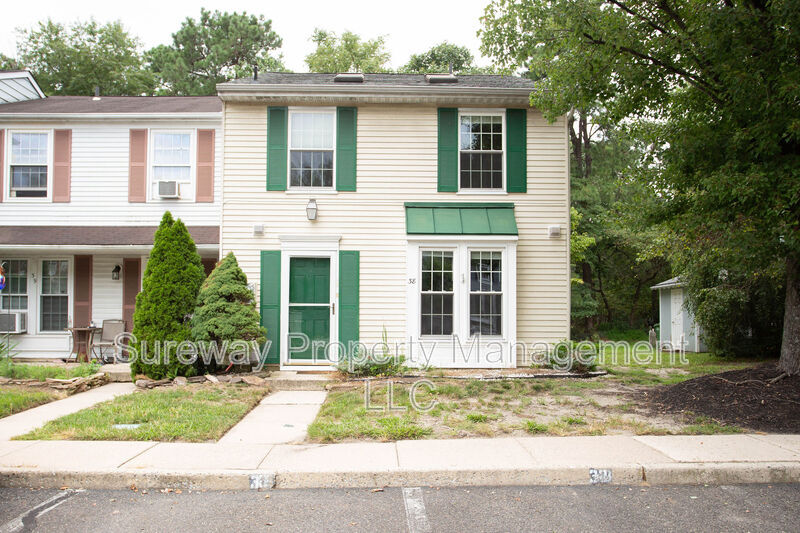 Marlton Townhome: 38 Dorchester Cir