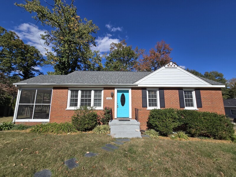 Henrico House: 8410 Holly Hill Rd