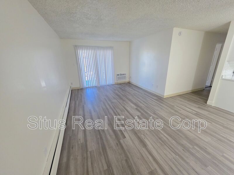 Arvada House: 6087 Wadsworth Blvd.