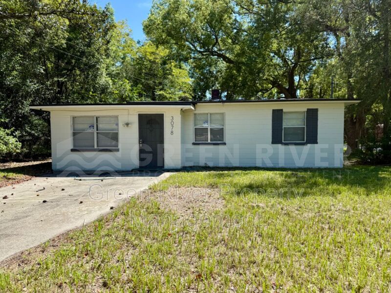 Jacksonville House: 3078 West 15th Street