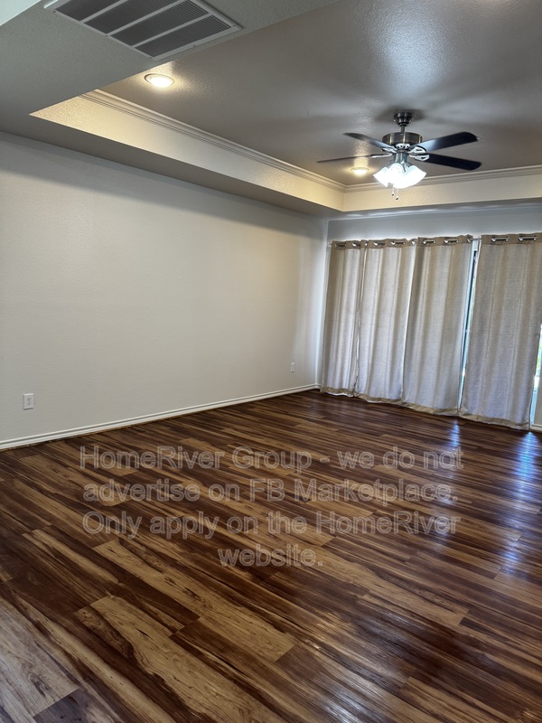 Plano House: 3405 Wells Dr