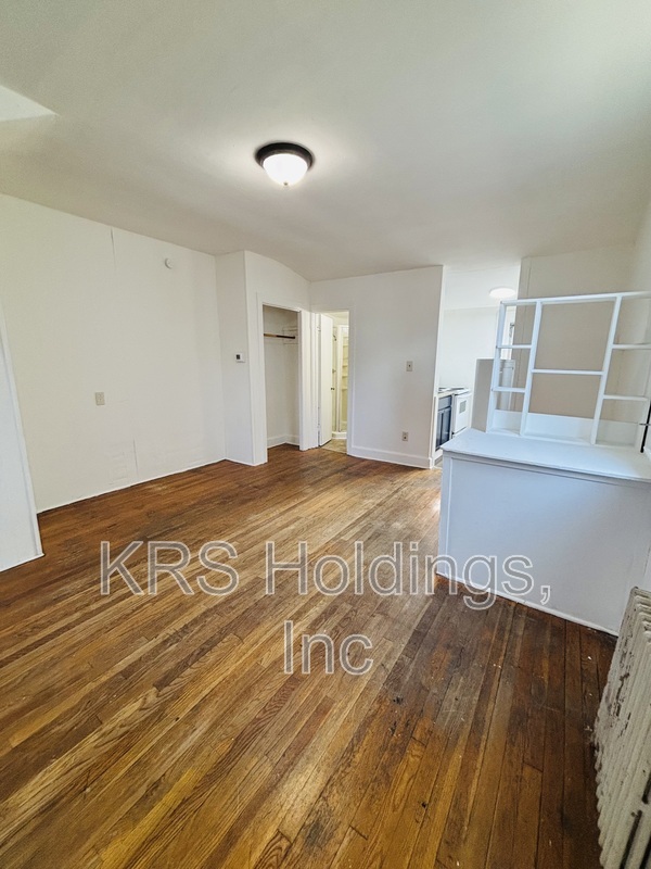 Norfolk Condo: 215 W. Little Creek Rd