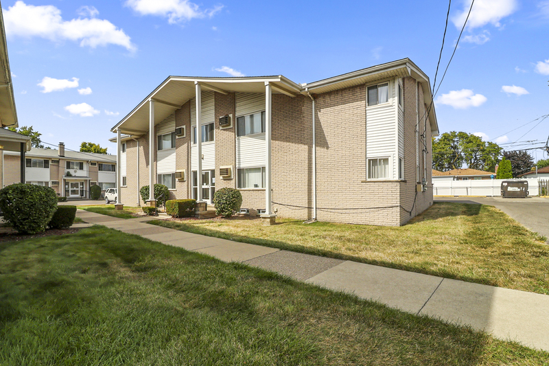 Lincoln Park Condo: 610 Harrison Boulevard - 46