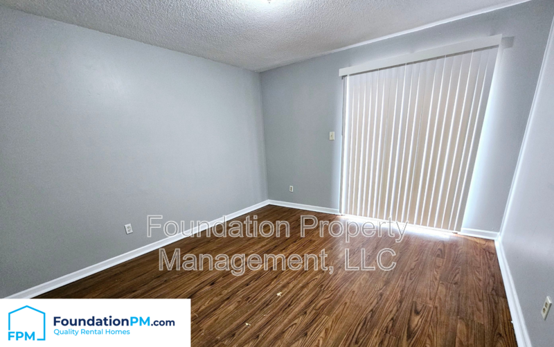 Request a Viewing for 3700 Firethorne Drive Tenant Turner