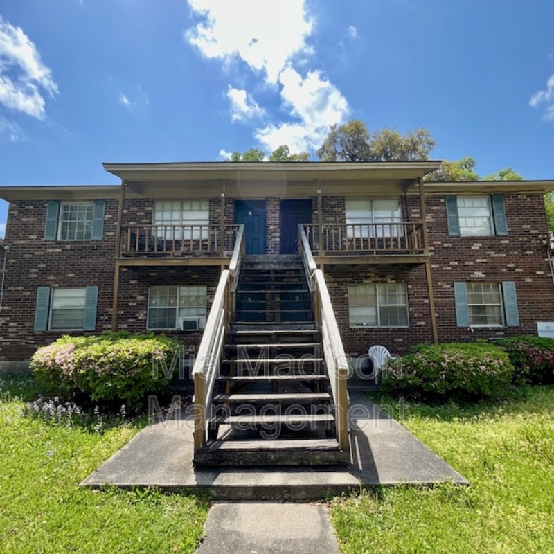 Savannah Condo: 2522 Semken Ave D