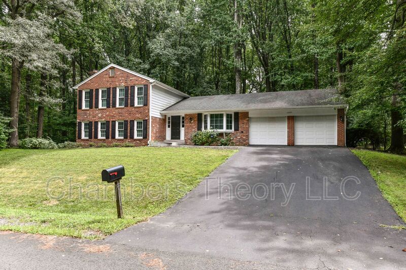 Herndon House: 12231 Westwood Hills Dr