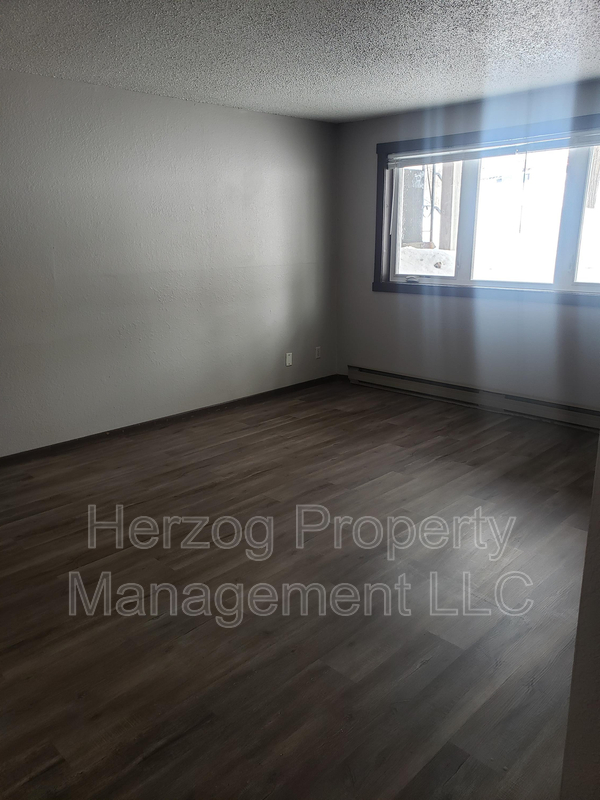 Request a Viewing for 310 Kenwood Drive, Apt. 105 Tenant Turner