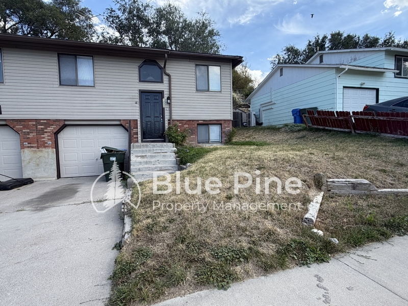 Pocatello Townhome: 1222 Holman Avenue