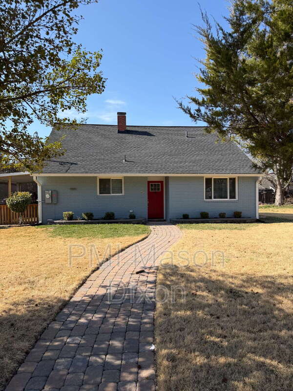 Laurel House: 330 Compton Avenue