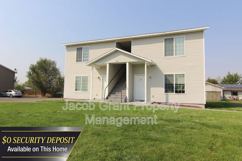Idaho Falls House: 960 Eve Drive