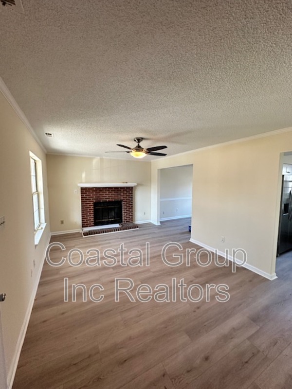 Virginia Beach House: 1704 Minnows Court