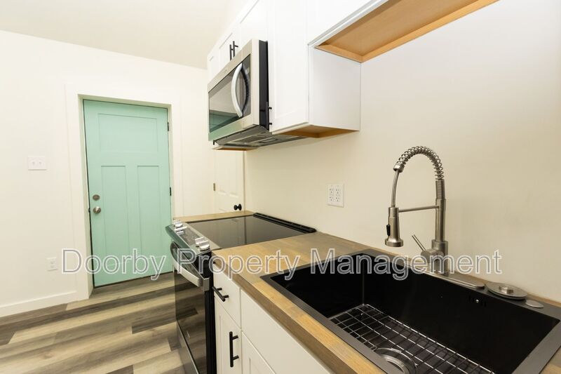 Jasper Condo: 5640 Hwy 41