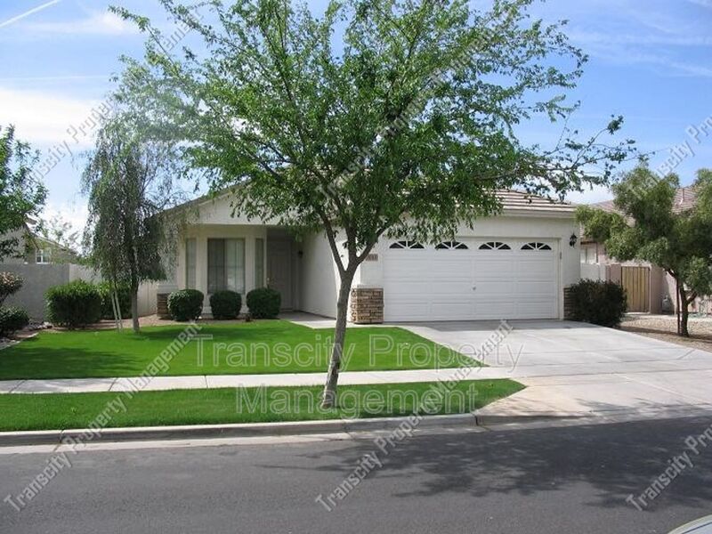 Gilbert House: 3723 E Linda Court