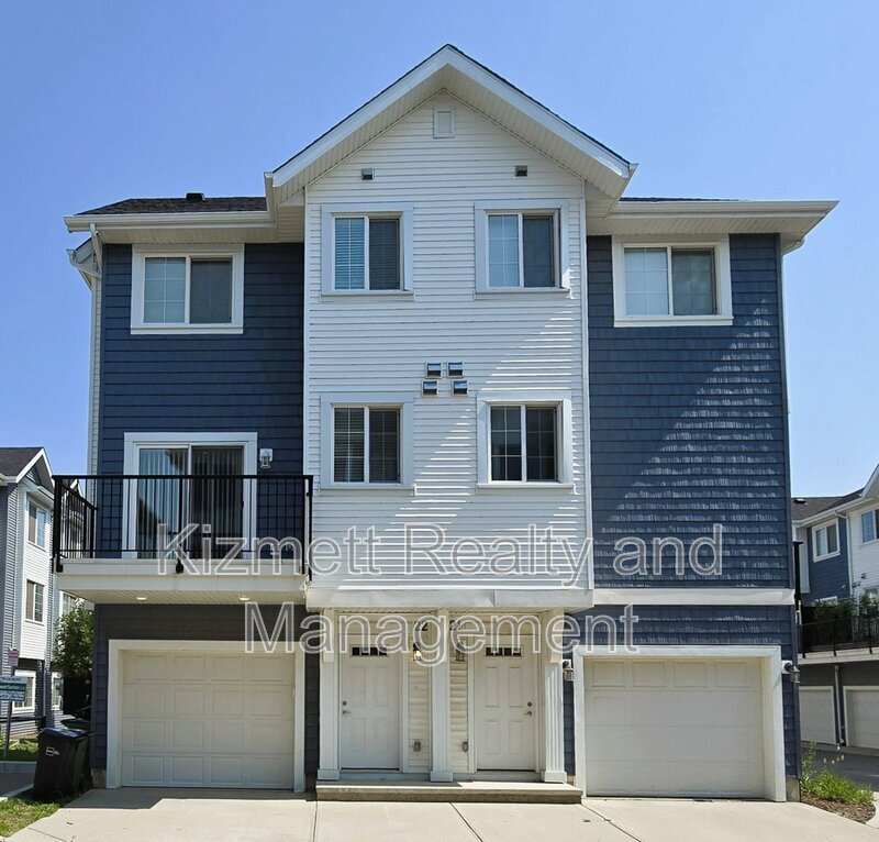 Edmonton Townhome: 735 Allard Blvd