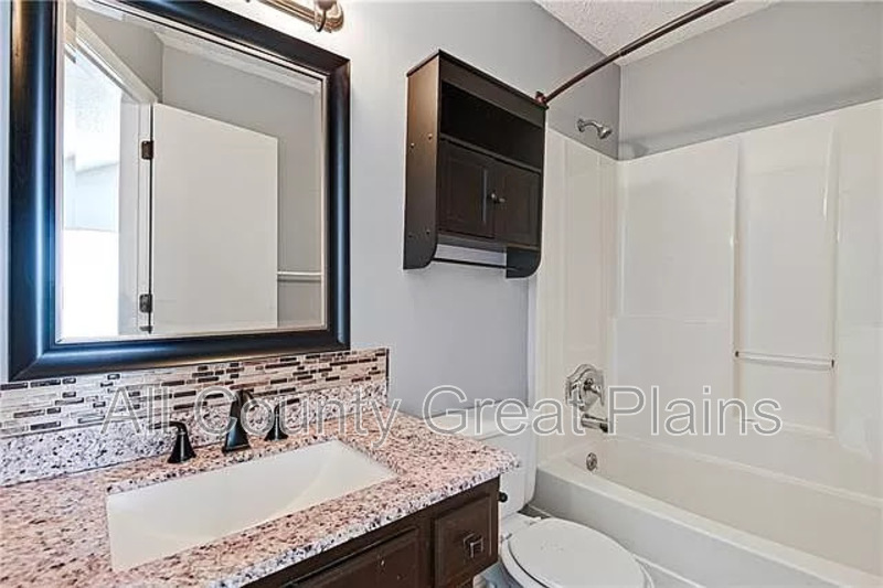 Main Rental Photo 13