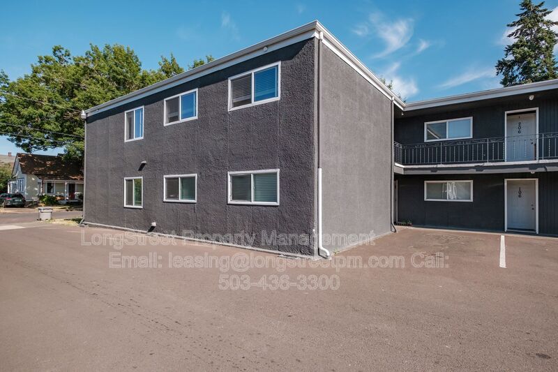 Albany Condo: 205 6th Ave SE