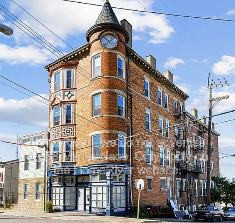 Cincinnati Condo: 2335 May St