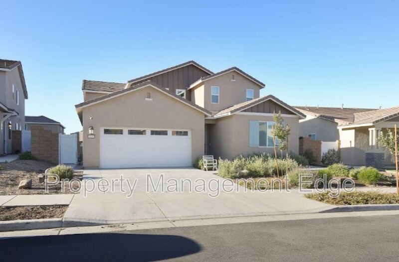 Menifee House: 30205 Chamonix Cir