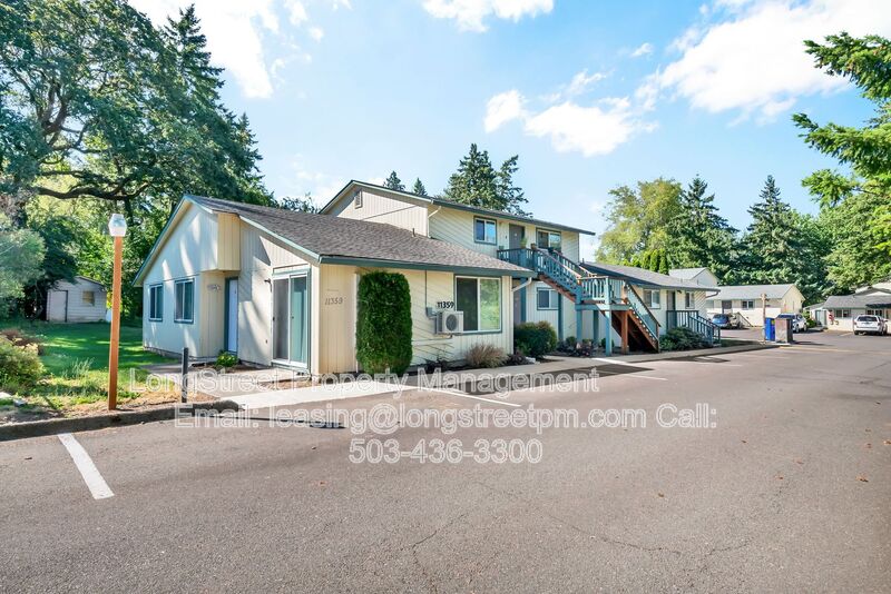 Tigard House: 11359 SW Greenburg Rd