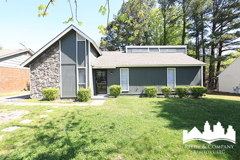 Memphis House: 5104 Corkwood Dr