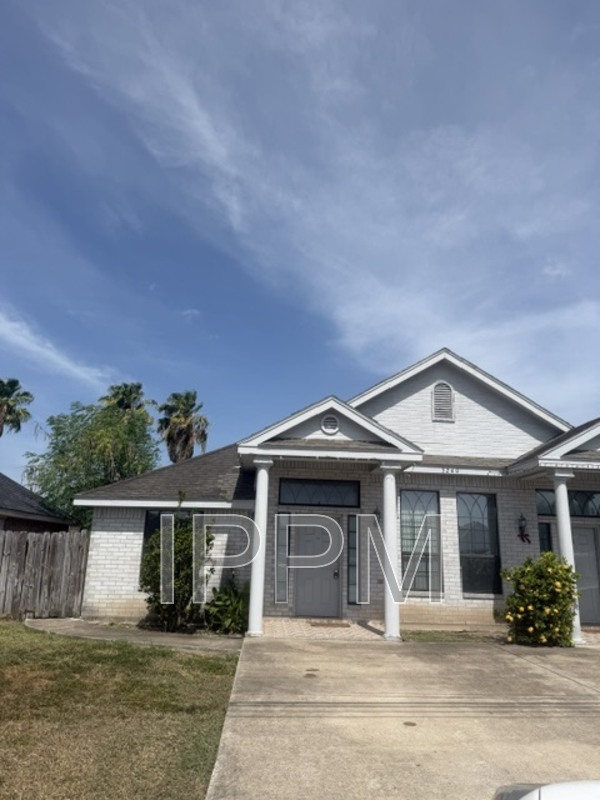 Brownsville, House: 3240 McAllen Rd