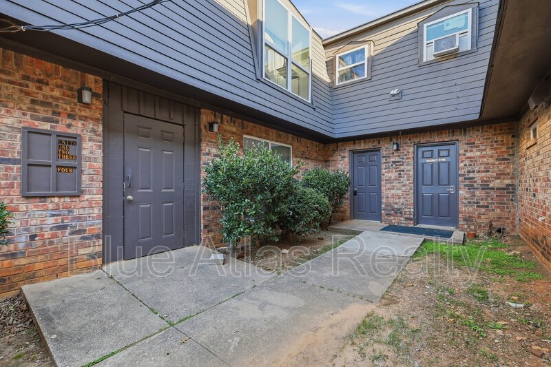 Denton Condo: 225 Bryan Street - 4