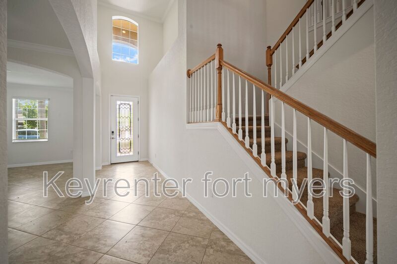 Fort Myers House: 4234 Bluegrass Dr