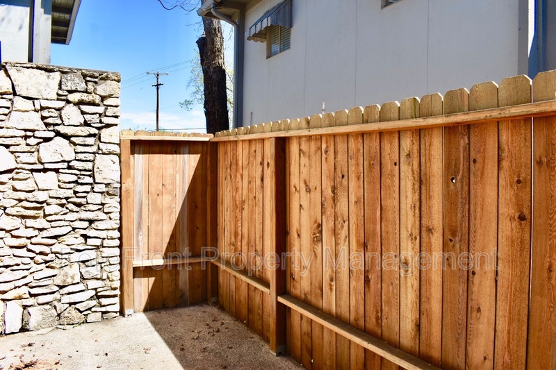 731-743 Byrnes Dr 739 Byrnes Dr #10 San Antonio TX 78209-4923 - Photo 15