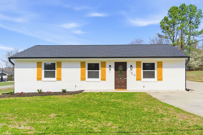 Burlington House: 159 Hazel Drive