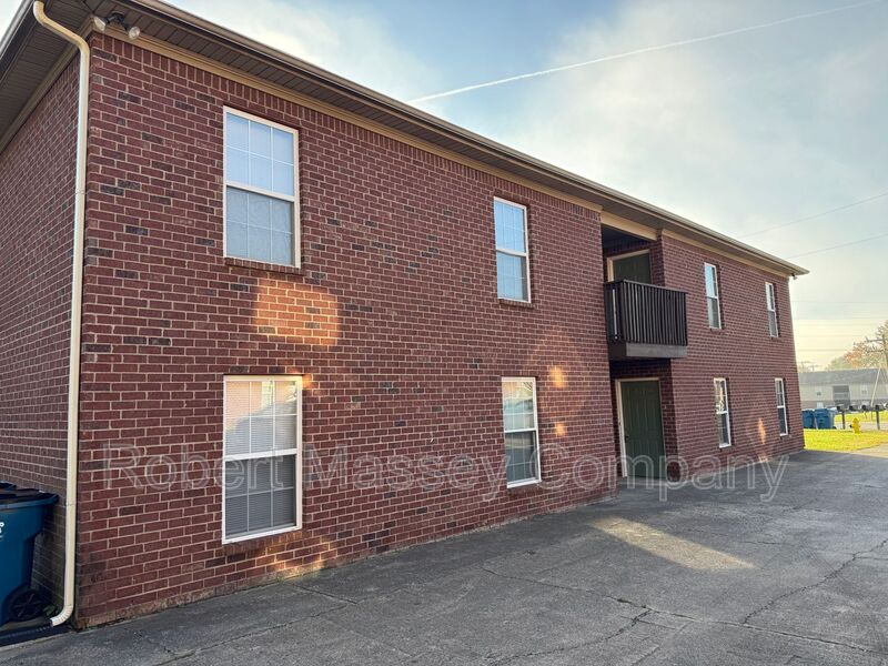 Shepherdsville Condo: 230 Highland Blvd