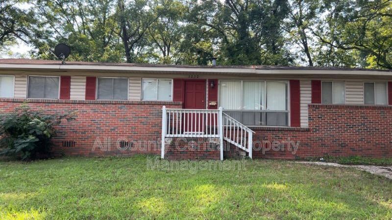Birmingham House: 1232 Frisco St
