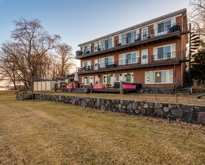 Whitmore Lake Condo: 11859 North Main Street