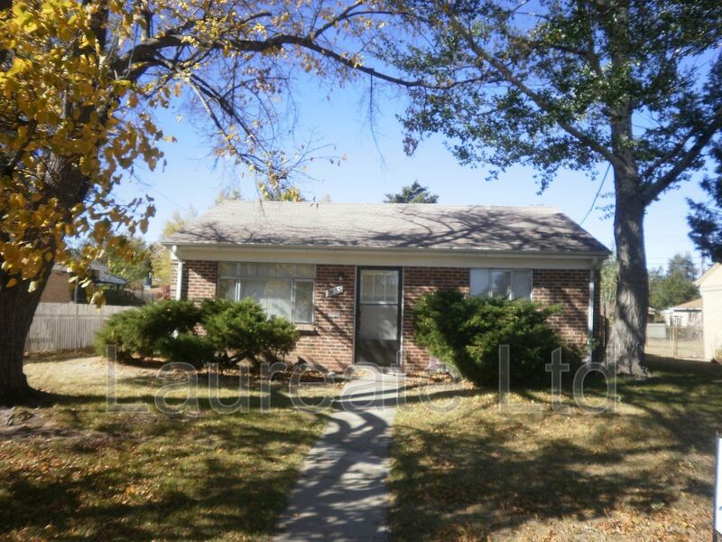 Denver House: 2855 Pontiac St.